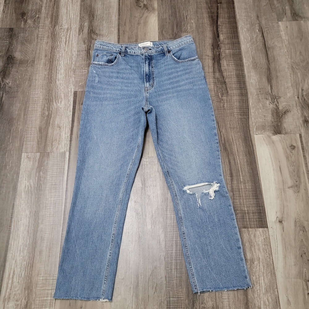 Abercrombie & Fitch 90's Slim Straight Ultra High Rise Jeans 14Long